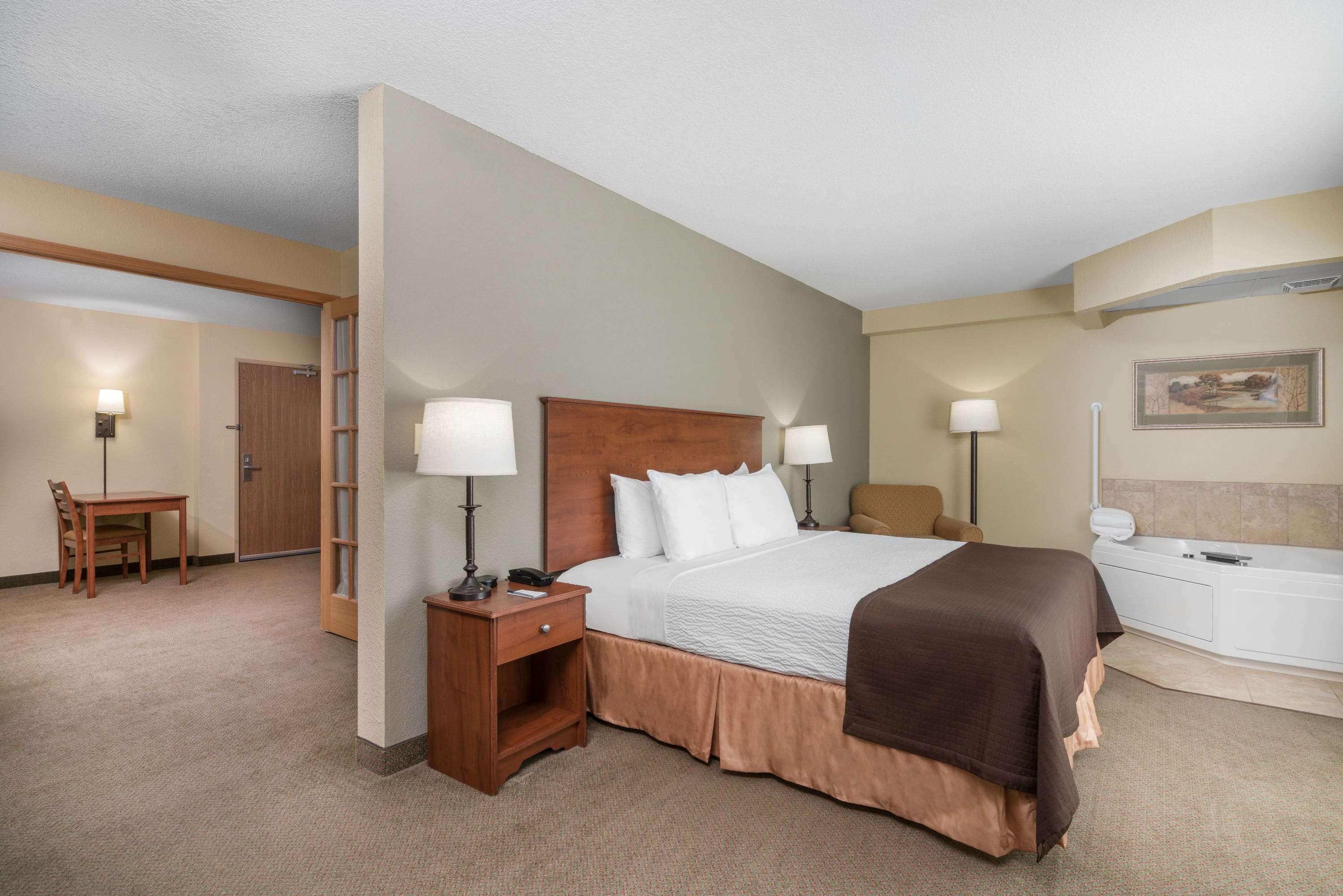Americinn By Wyndham Newton Exterior photo