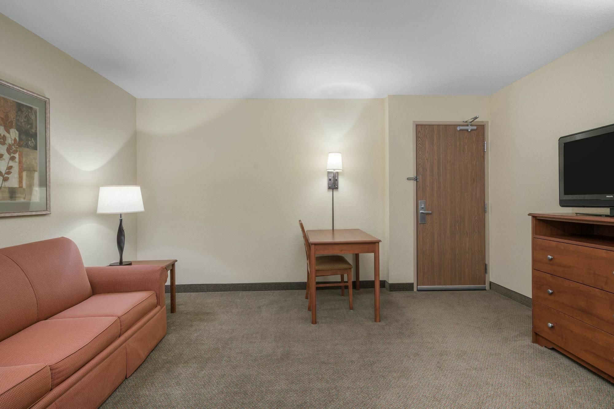 Americinn By Wyndham Newton Exterior photo